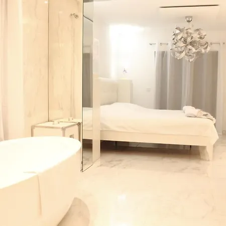 Shangtasia Luxury Art