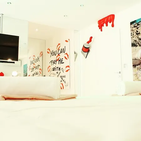 Guest house Shangtasia Luxury Art Grimaud