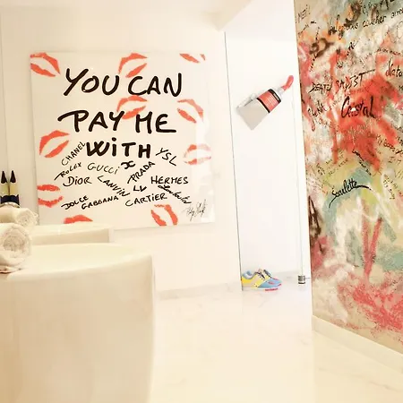 Shangtasia Luxury Art Guest house