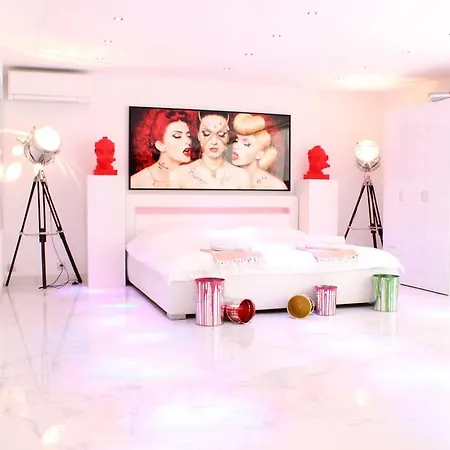 Shangtasia Luxury Art Grimaud