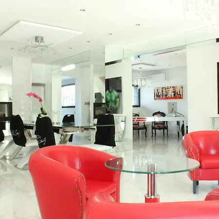 Shangtasia Luxury Art Guest house Grimaud